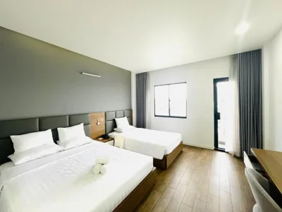 Deluxe Triple Room — Royal Dragon Boutique Hotel